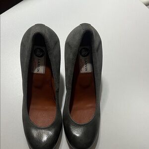 Lanvin Dark Gray Suede Round-Toe Pumps